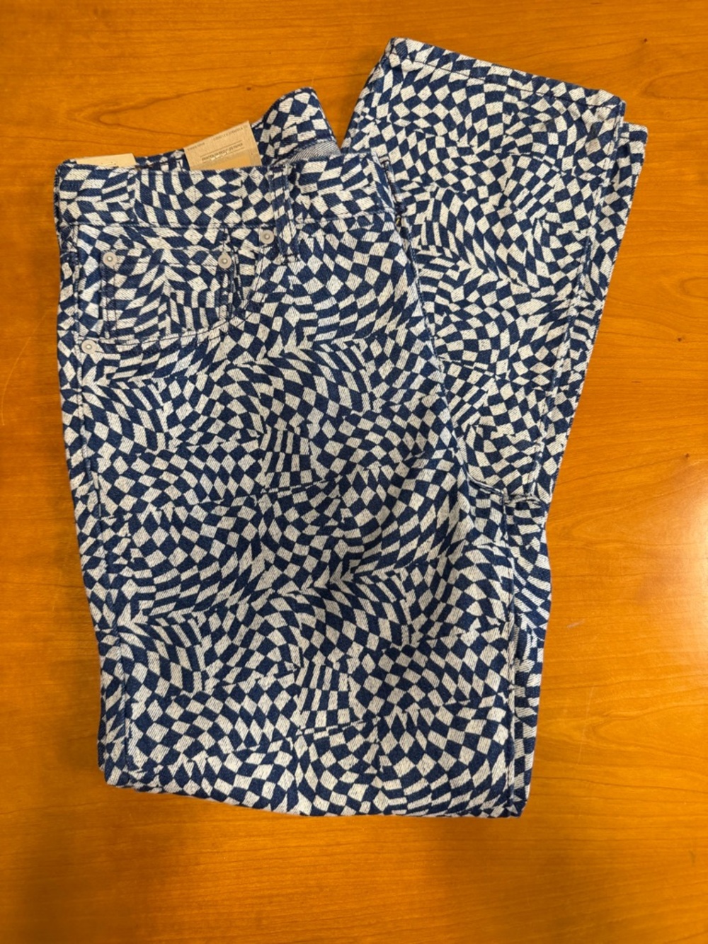 Levi's Navy and White Geometric Ankle Pants - Picture 4 of 7